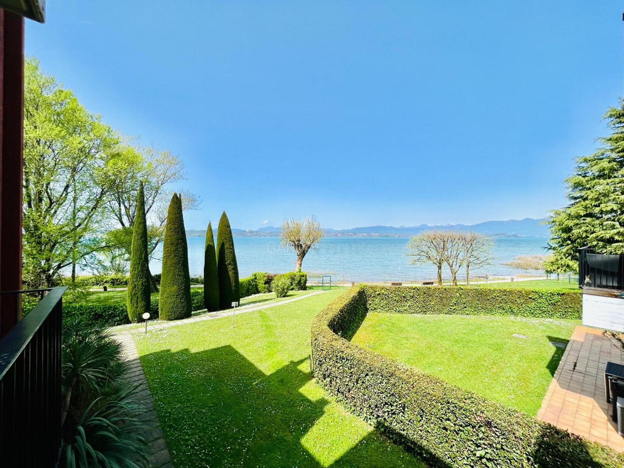 Apartamento Poseidone Rif Sirmione Exterior foto