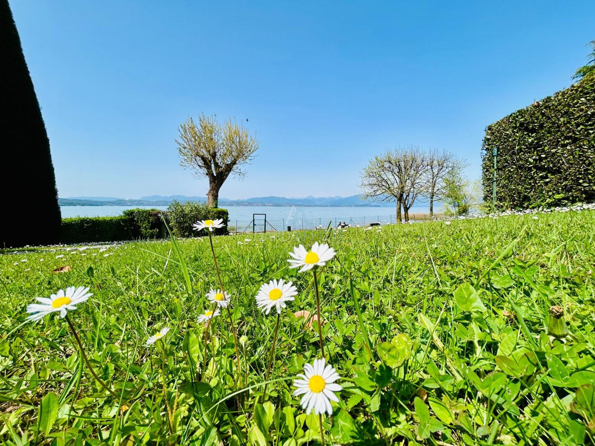 Apartamento Poseidone Rif Sirmione Exterior foto
